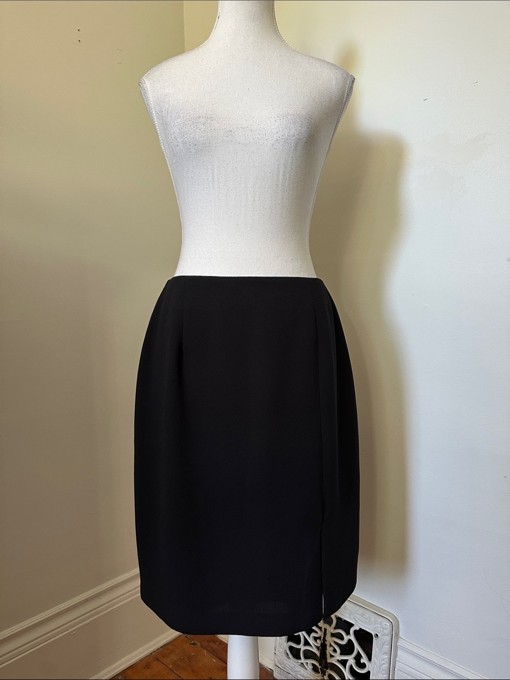 FRICTION Vintage Black Goth Vamp Office Capsule Staple Midi Pencil Skirt